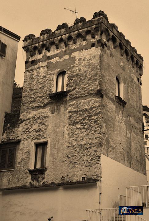 casa torre.JPG